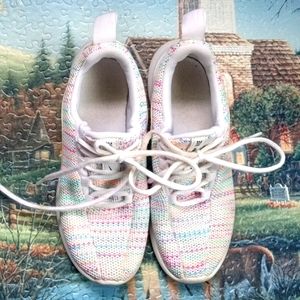 Nike white tennis shoes size 1.5